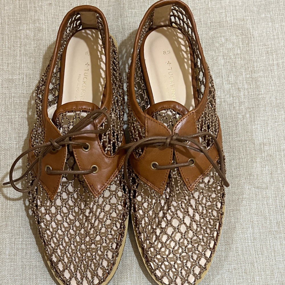 Tuckernuck Women's Netted Mesh Lace-Up Flats Round Toe Lightweight Brown US 8.5